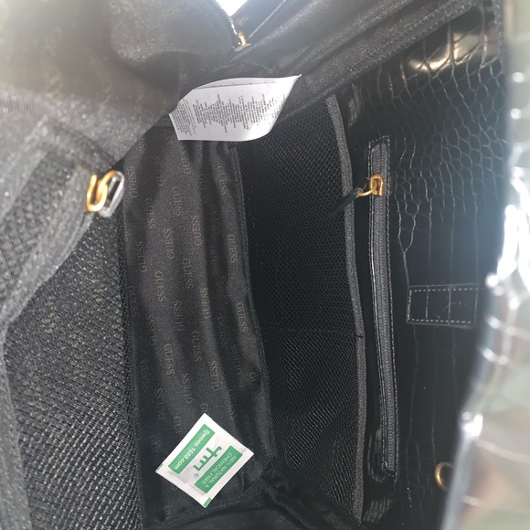 Guess bagpack - Picture 5 of 7